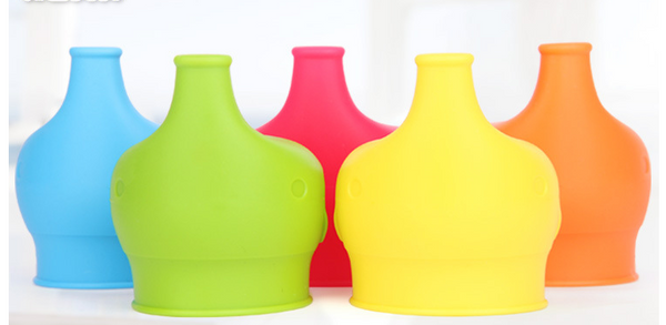 Silicone sipper lid